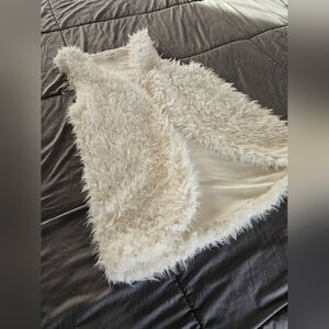 Cloud White Fluffy Vest Sz. Small